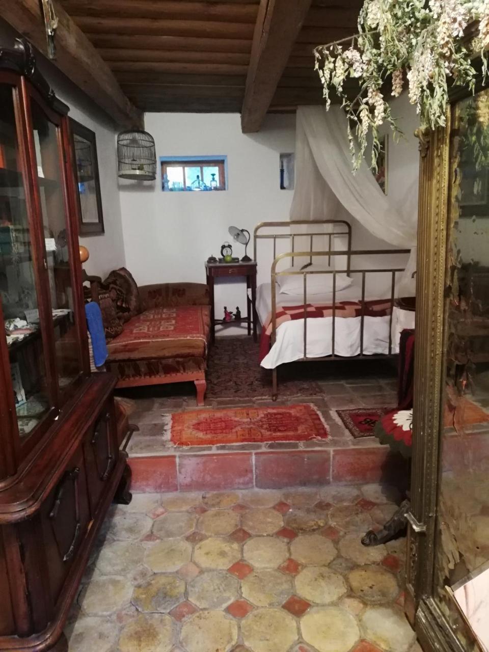 Rozmaringos Udvarház Dunafoldvar Exterior foto
