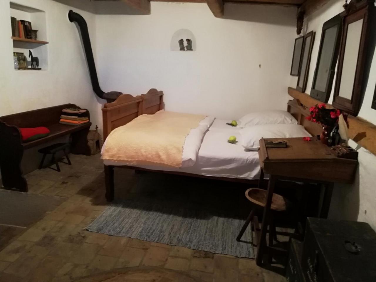 Rozmaringos Udvarház Dunafoldvar Exterior foto
